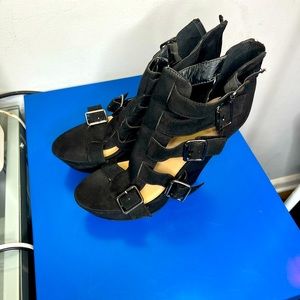 Black wedge sandals